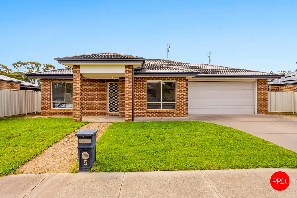 5 Sampson Place, Marong, VIC 3515