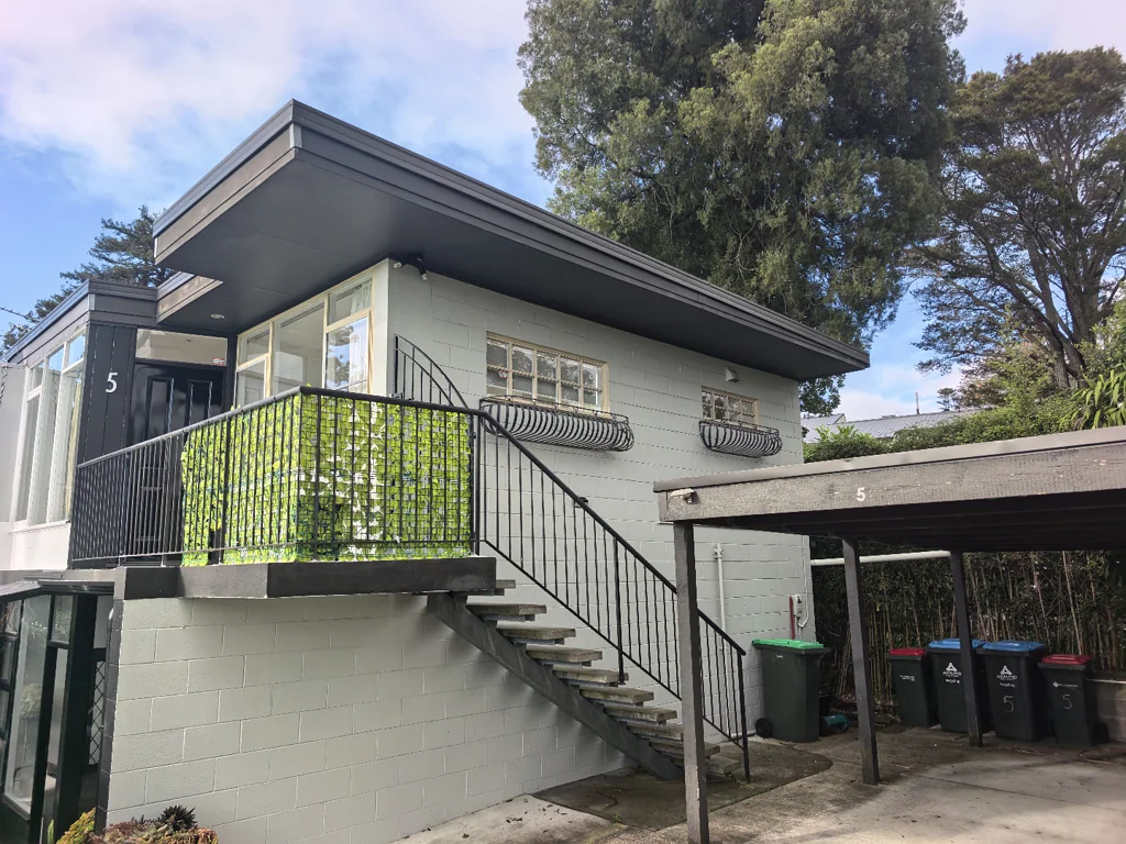 Elevated Water Views – Furnished Remuera Apartment