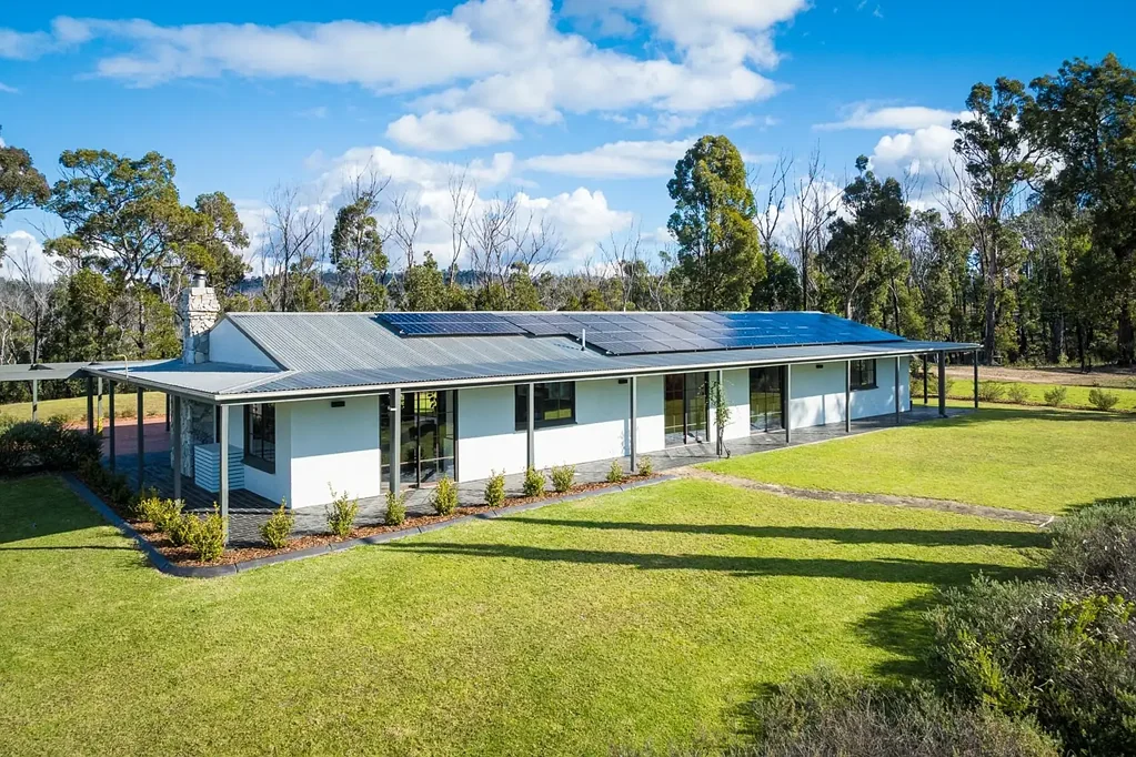 Eden  YARRAN HOMESTEAD