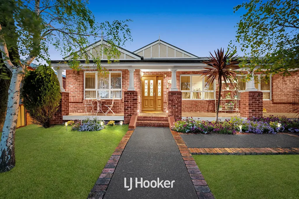 2 Waterville Vista, Cranbourne, VIC 3977