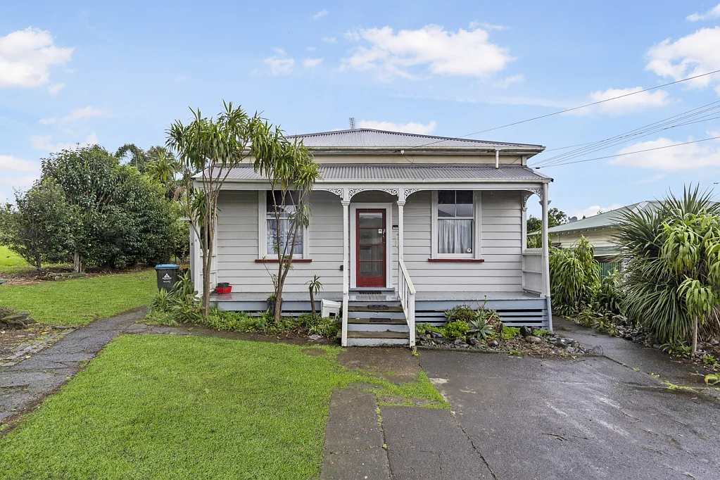 Light-Filled One Bedroom Unit in Prime Onehunga Location