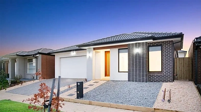 Tarneit 4Kwarto "Stunning Family Home in Sought-After Tarneit Neighborhood - Your Dream House Awaits!"