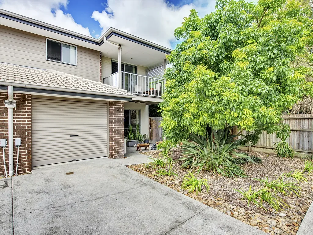 14 Preston Road, Wynnum West, QLD 4178
