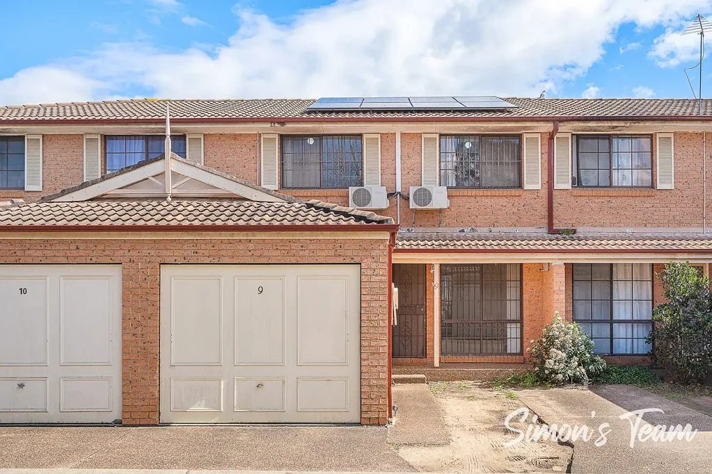 Blacktown 3બેડરૂમ Three-Bedroom Townhouse with Solar in a Convenient Blacktown Setting