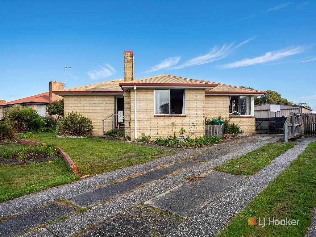 13 Martin Street, Wynyard, TAS 7325