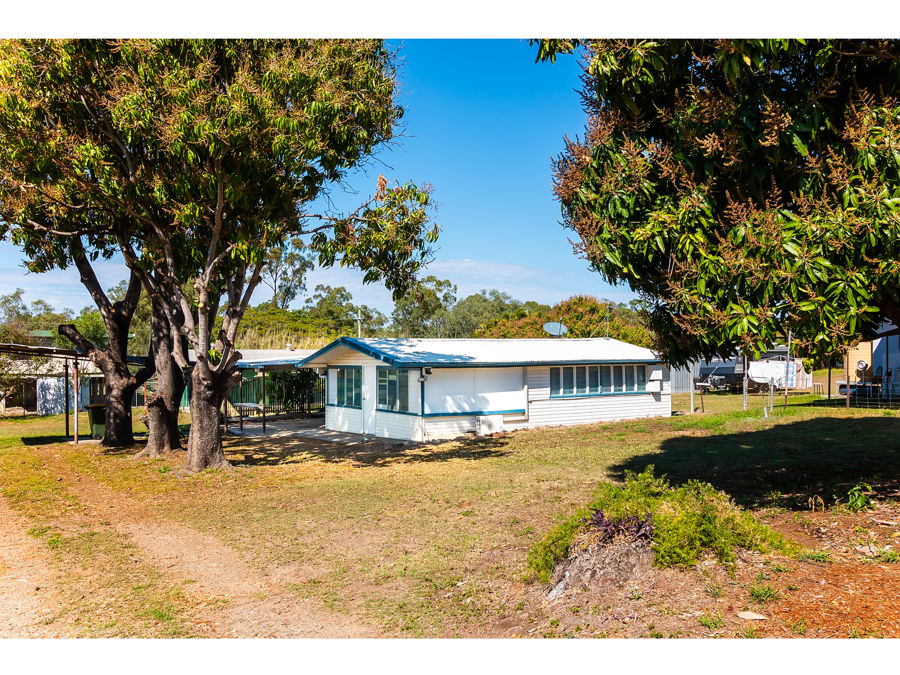 21 MACARTHUR ST, COLLINSVILLE QLD 4804, 0 Kuwarto, 0 Banyo, House