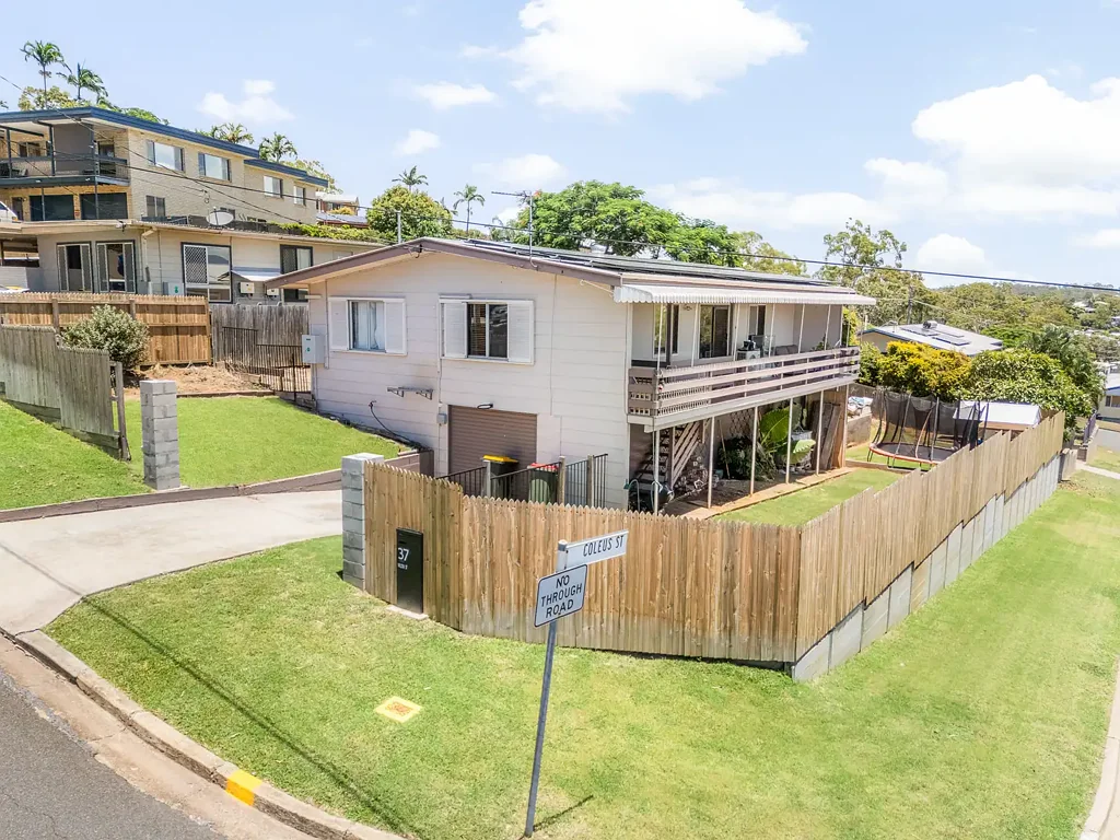 37 Wilson Street, New Auckland, QLD 4680