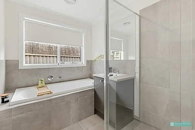 1/10 Fairview Road, Kangaroo Flat, VIC 3555, 4 Bedrooms, 2 Bathrooms, House