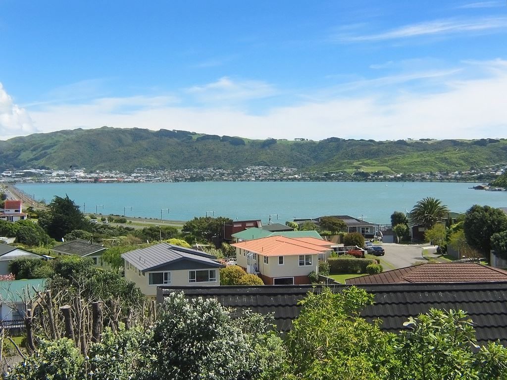 21 Brora Crescent, Papakowhai, Porirua, 4 ห้องนอน, 0 ห้องน้ำ