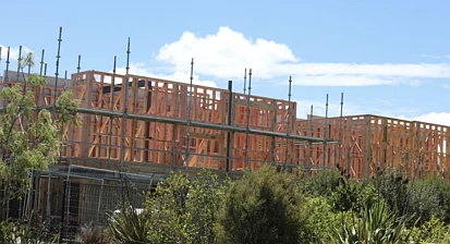 建房热退潮：新房成本原地踏步，建筑业接近拐点