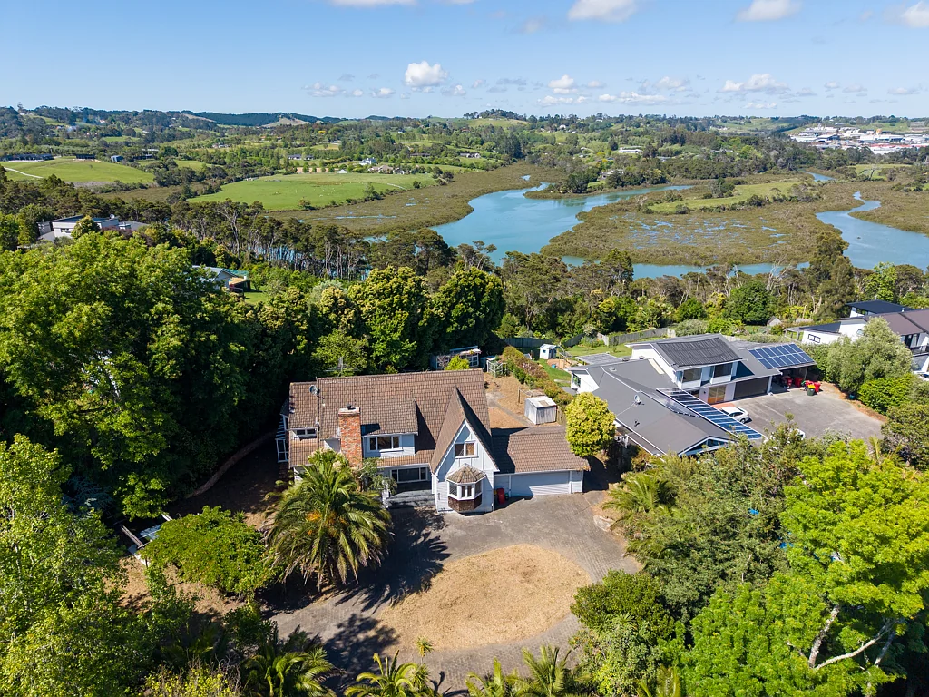 147B Whangaparaoa Road, Red Beach, Rodney, Auckland