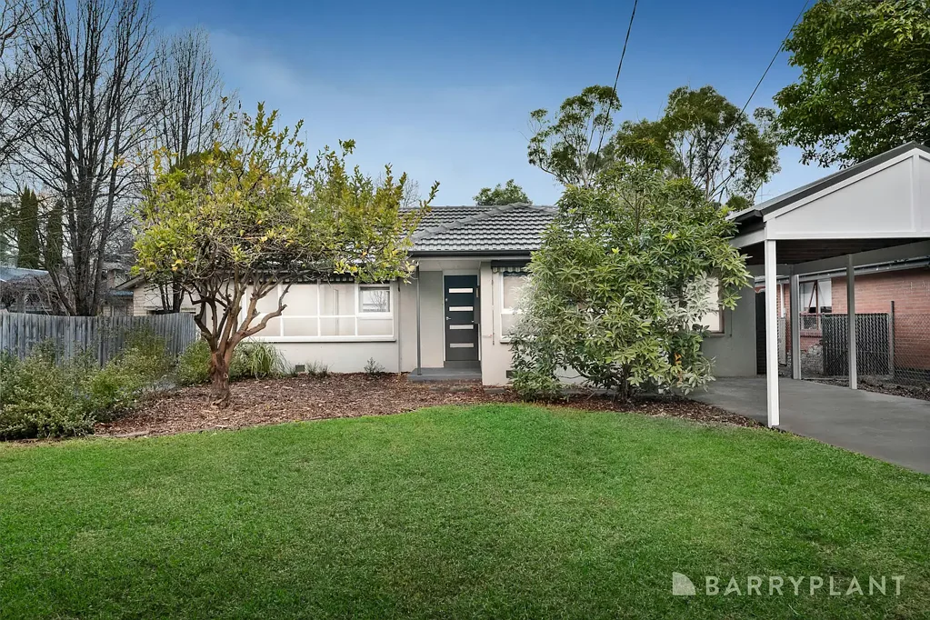 Croydon 3Moenga Easy-care style in a superb location.