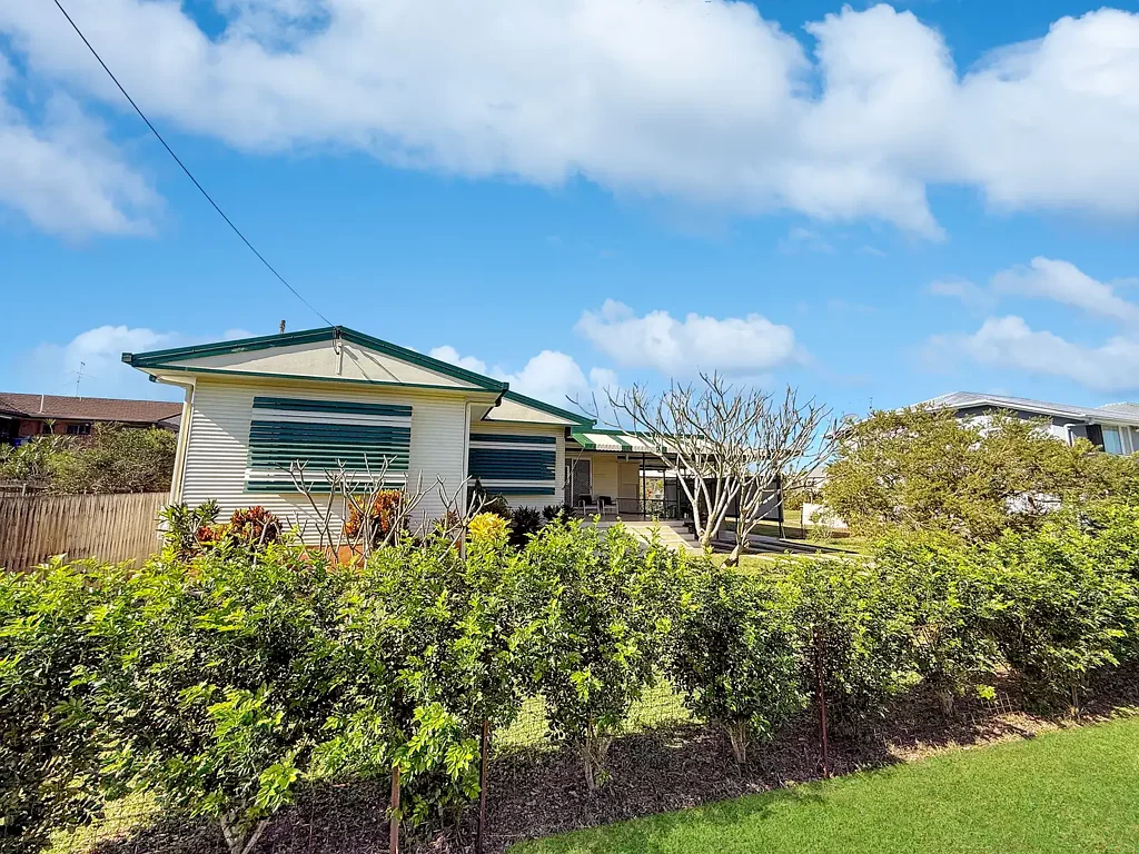 42 Warren Street, Ingham, QLD 4850