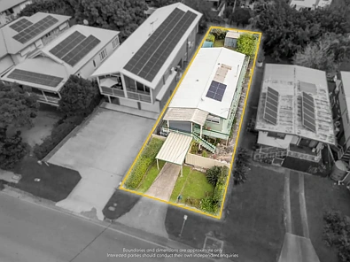Hemmant 4房 全围栏405m²地块 高架迎海风 4卧2柜独立卫浴 空调吊扇 阳光厨房 车库车位 太阳能 成熟花园 First Time To Market