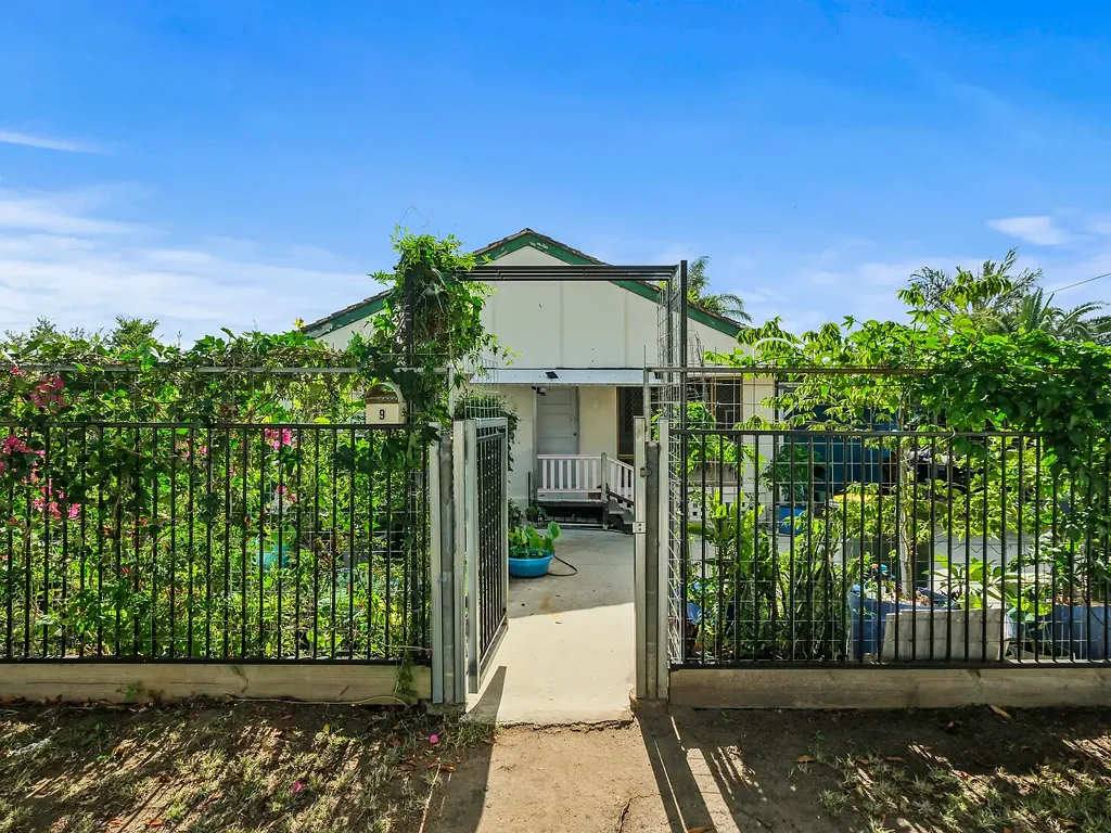 ਪਤਾ ਗੁਪਤ, Inala, QLD 4077