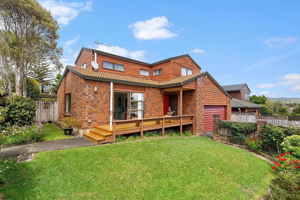 1/3 Cleve Road, Green Bay, Waitakere City, Auckland