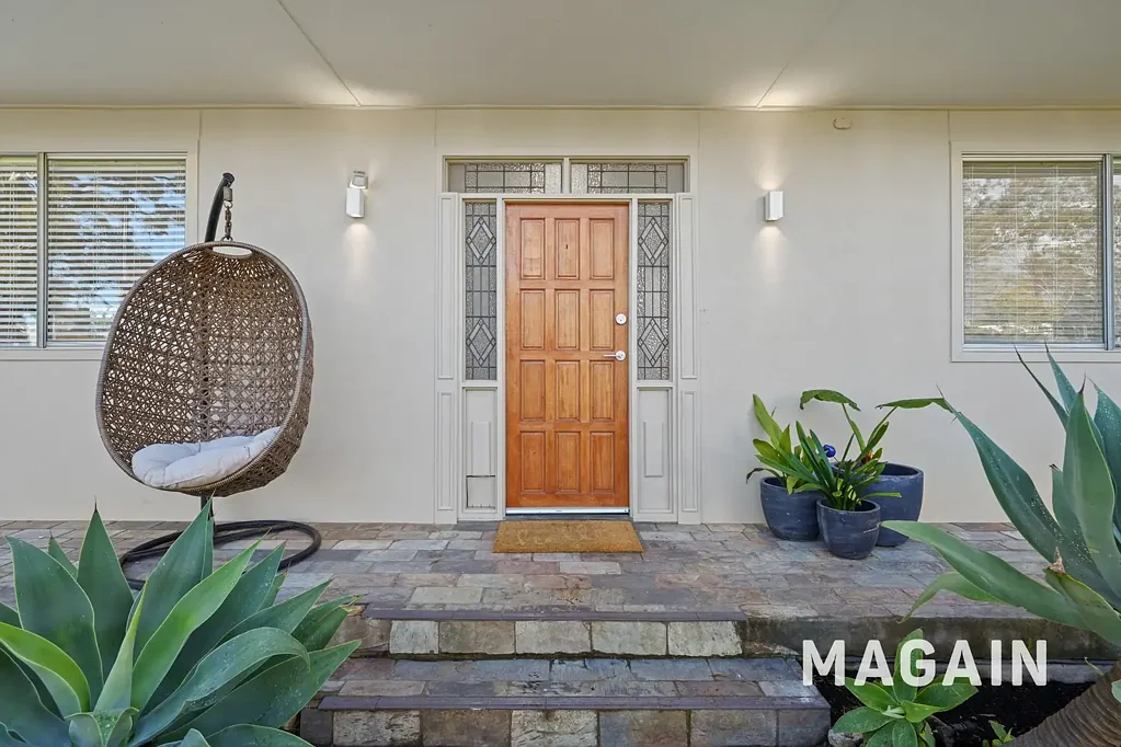 Belair 4ਬੈੱਡਰੂਮ Spectacular Family Home with Unmatched Views Over Windy Point
