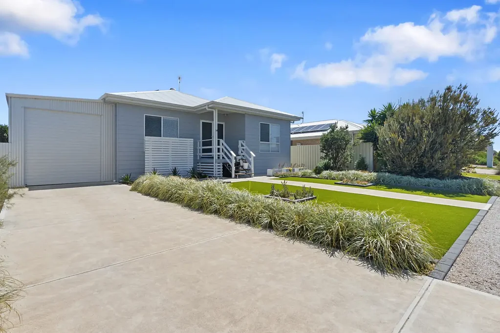 14 Kassa Road, North Beach, SA 5556
