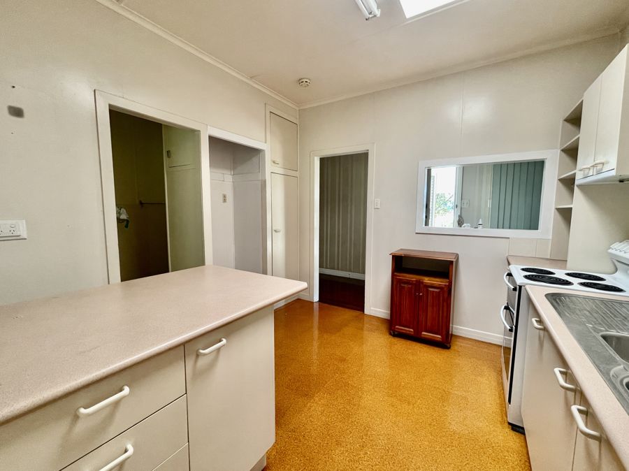 13 BRISBANE RD, NEWTOWN QLD 4305, 0 habitaciones, 0 baños, House