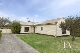 9 Wilsons Road, Newcomb