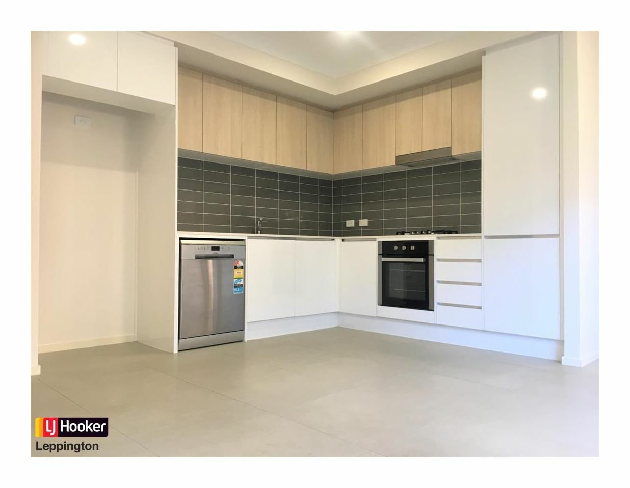 12A BIBB AV, COBBITTY NSW 2570, 0 rūma, 0 rūma horoi, Flat