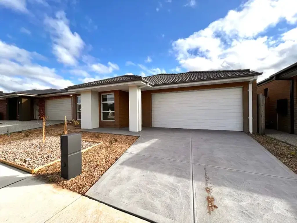 Modern family home in Thornhill Park