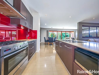 8 Tuxedo Drive, Gisborne, VIC 3437, 4房, 2浴, House