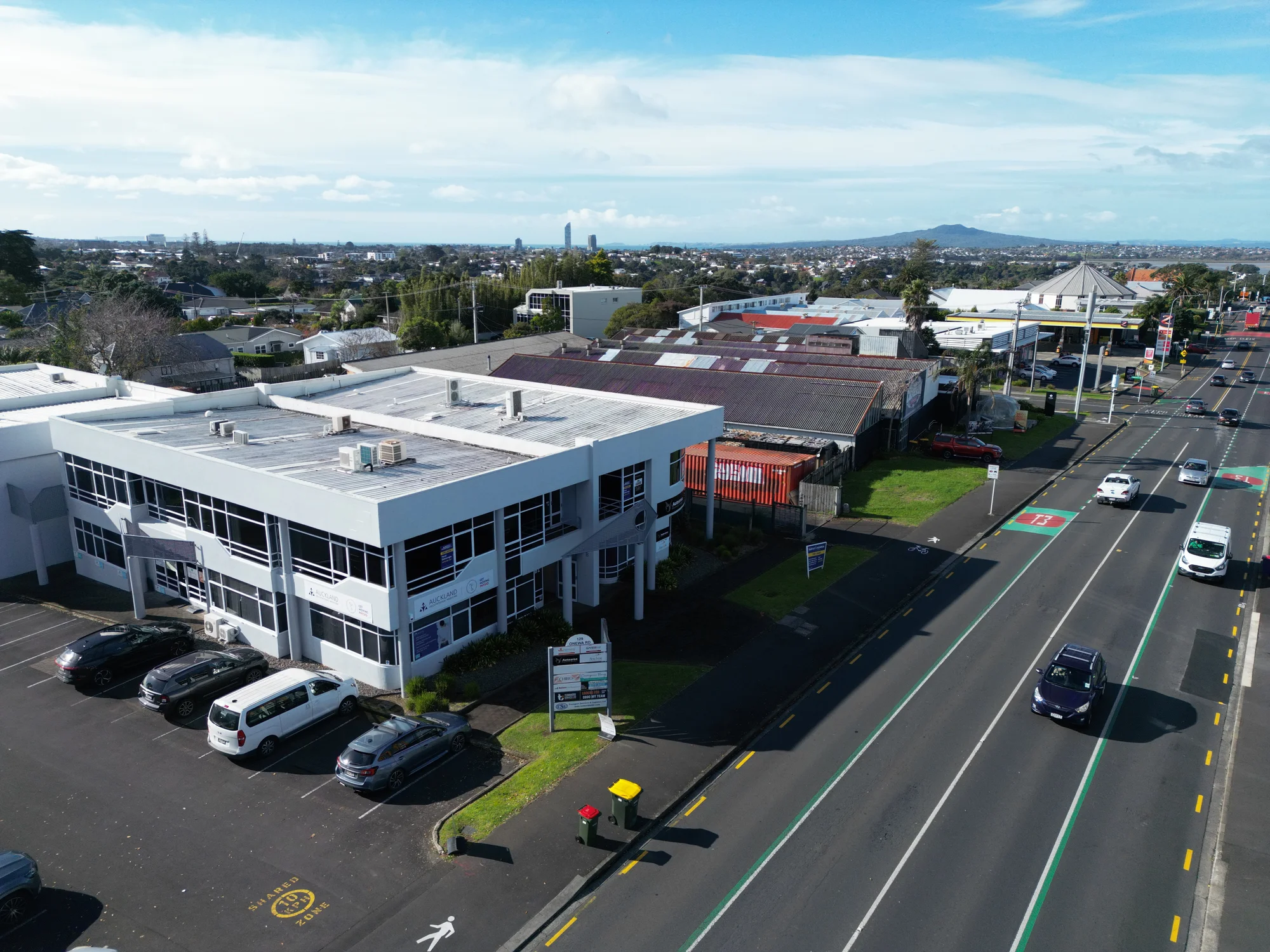 Northcote  Onewa office with exposure