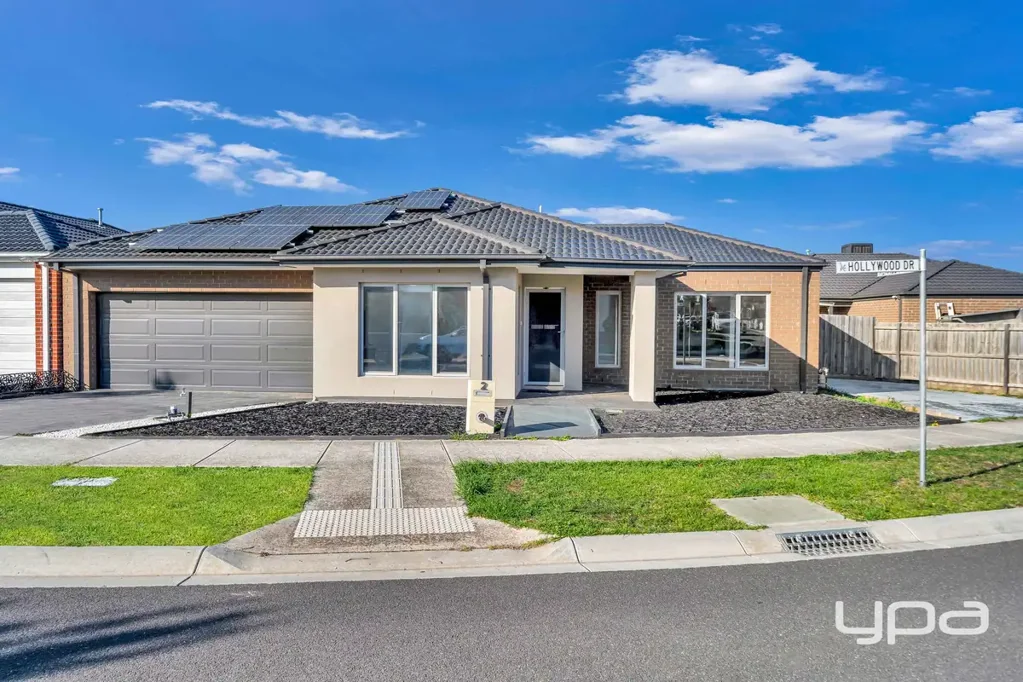 Stylish Living in the Heart of Roxburgh Park