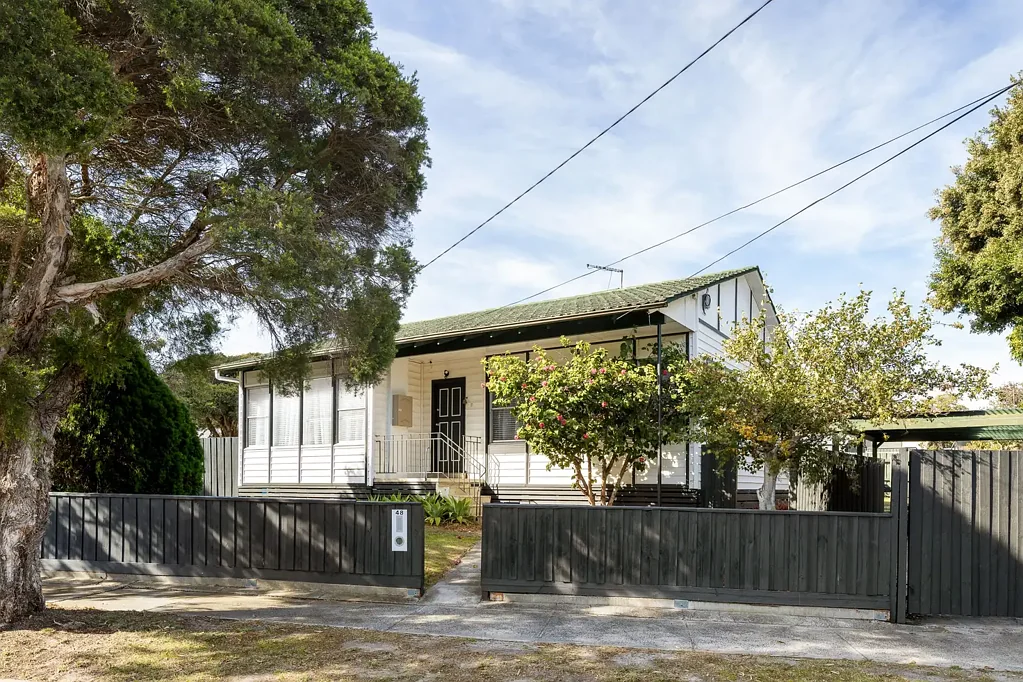 Stylish and Spacious Family Living in Frankston North