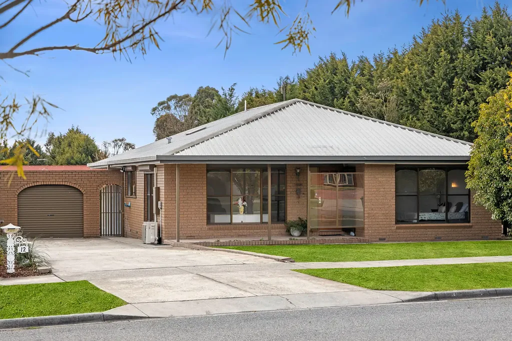 12 Blair Drive, Kyneton, VIC 3444