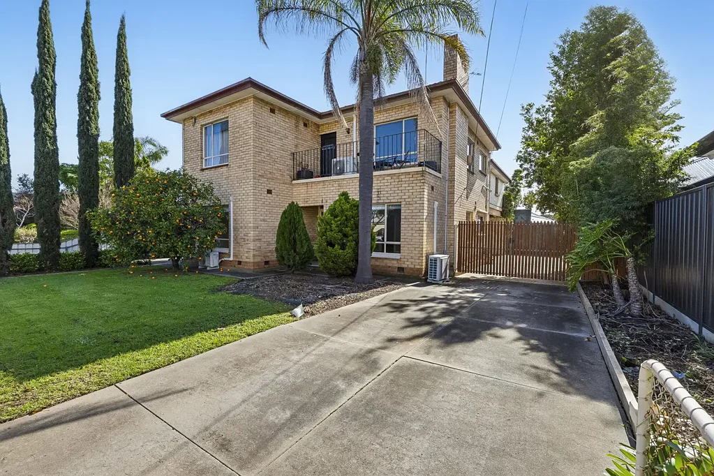 Spacious & Low Maintenance Unit in Warradale