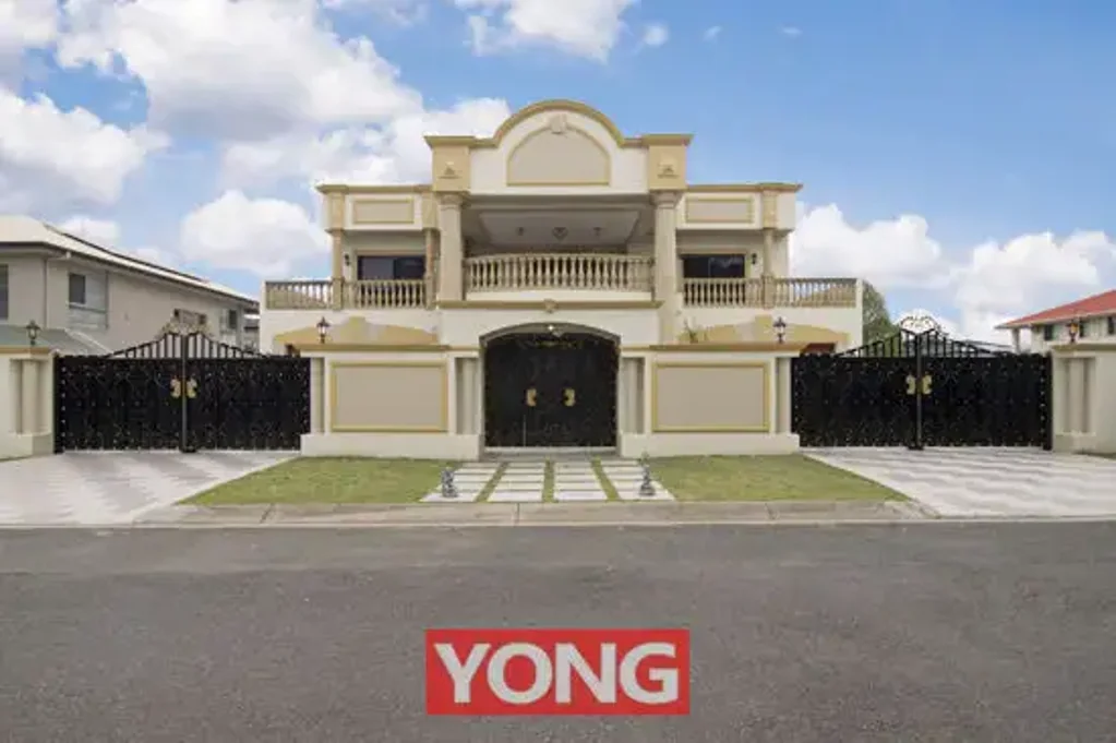Sunnybank 7ห้องนอน FULL CONCRETE, 3 LEVELS, PRESTIGE MANSION IN HEART OF SUNNYBANK