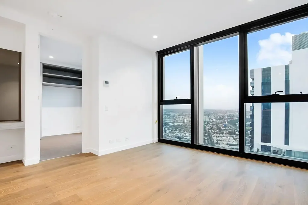 Luxurious 2 Bed 2 Bath apartment in the Perfect Location