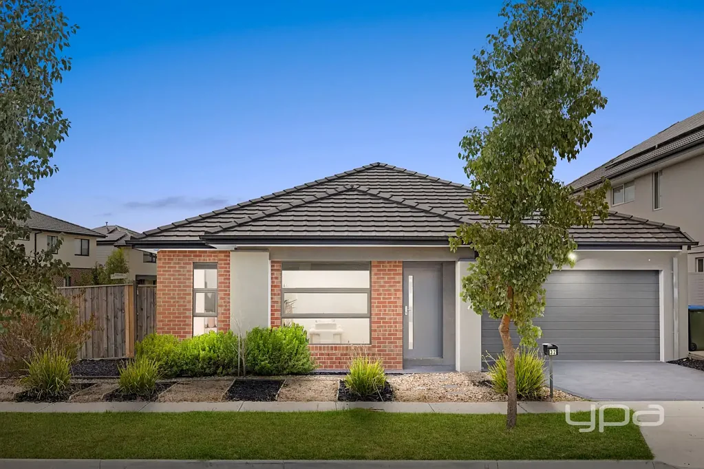 32 Viviana Avenue, Point Cook, VIC 3030