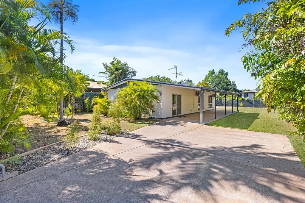 THE PERFECT HOME IN THE PERFECT LOCATION!