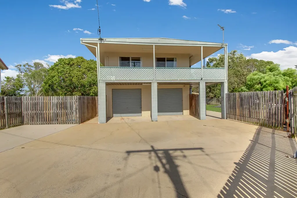 9 Melbourne Street, West Gladstone, QLD 4680