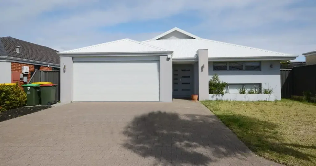 50 Alpina Promenade, Banksia Grove, WA 6031
