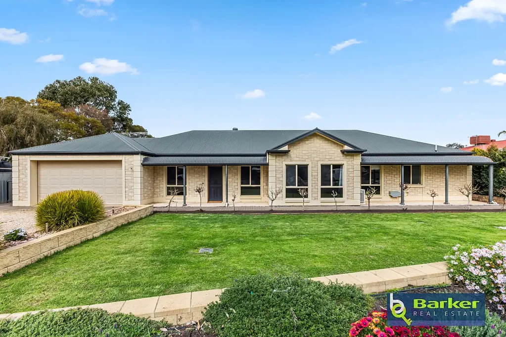 Freeling 5房  Large Family Living on Expansive Allotment!