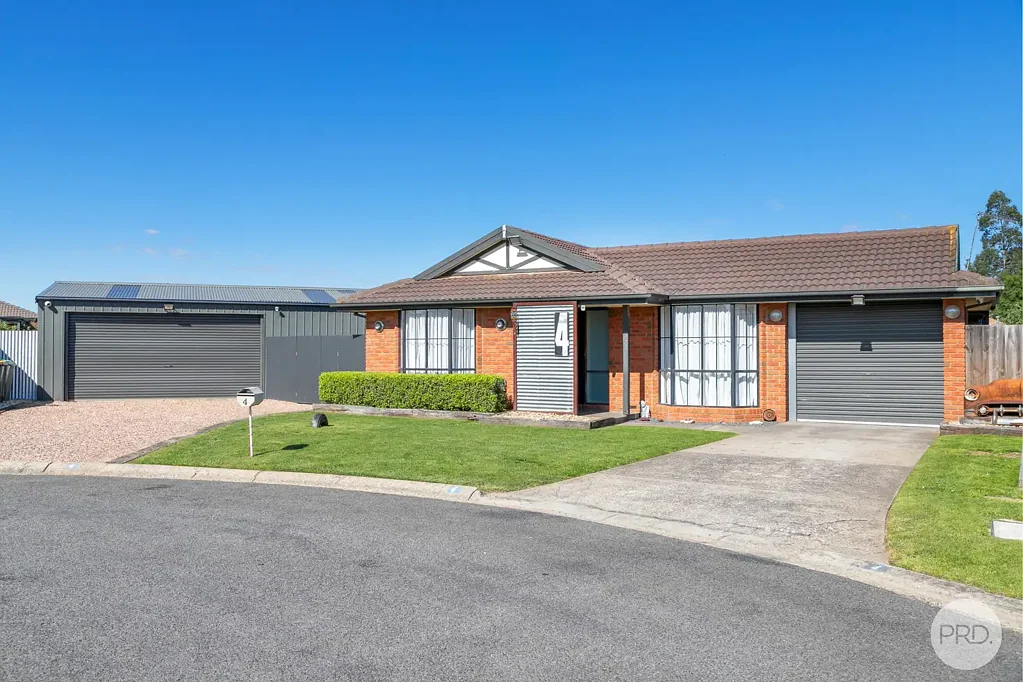 4 Lynbrae Court, Sebastopol, VIC 3356
