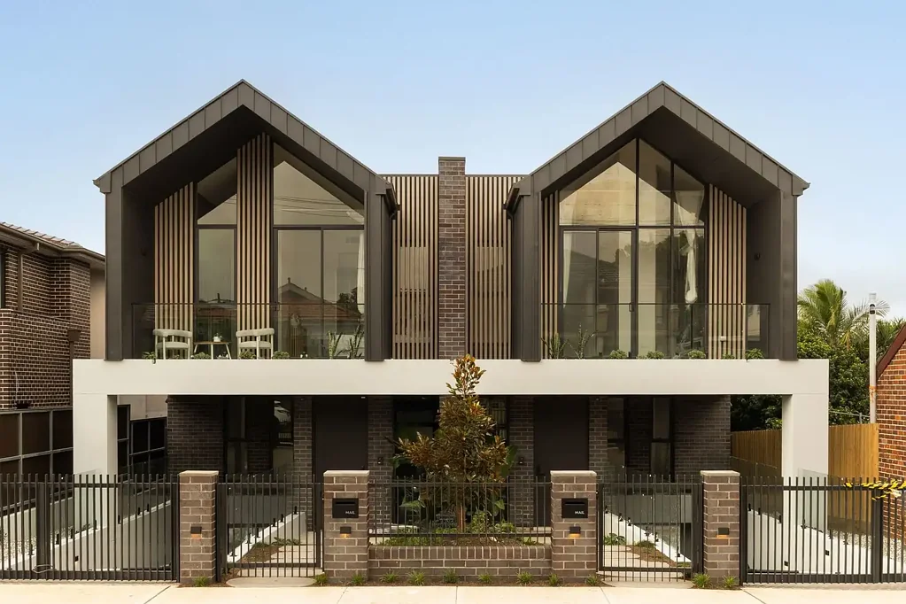 Burwood 5chambre Tri-Level Scandinavian Luxury with Private Glass Lift, The Ultimate Statement in Burwood's Dress Circle