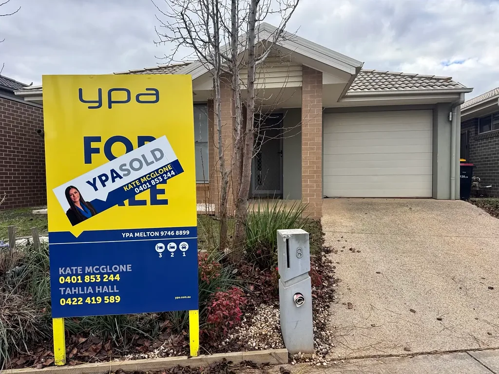 8 Avebury Drive, Cobblebank, VIC 3338