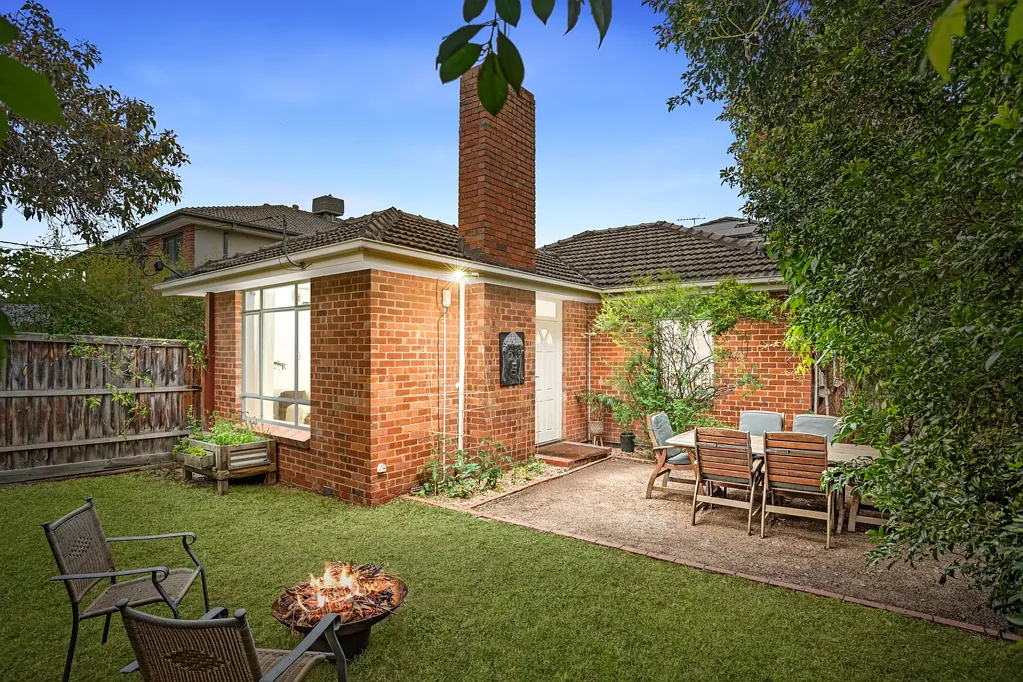 8 Derna Road, Ashburton, VIC 3147
