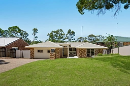 16 Bounty Way, Pacific Pines