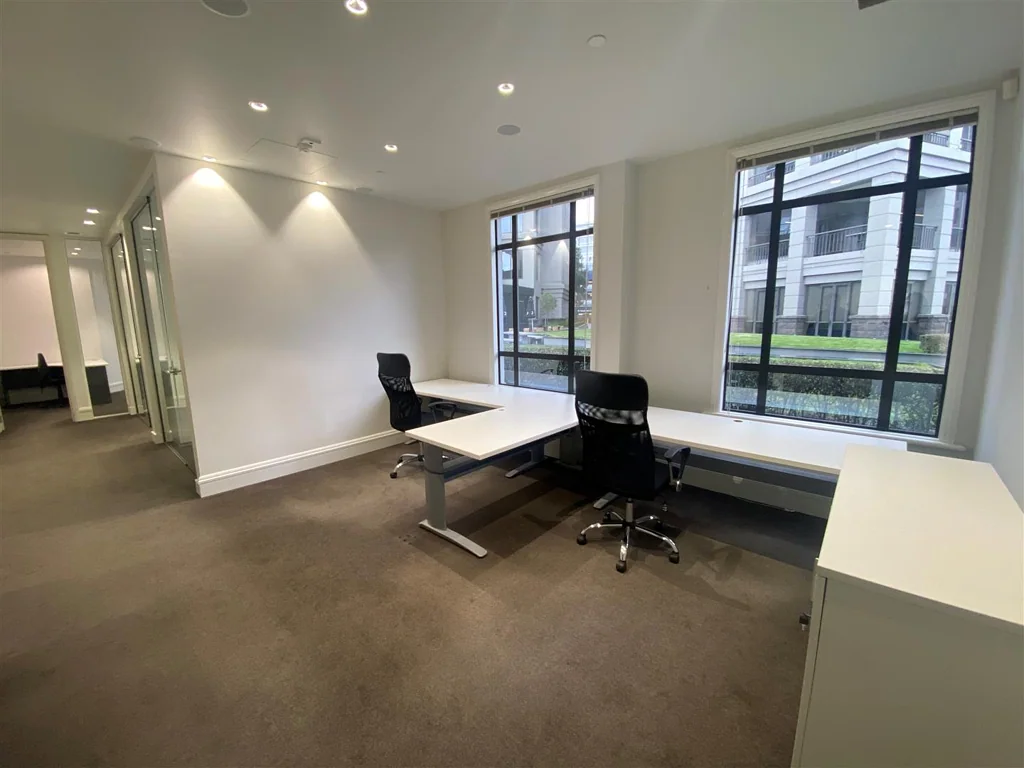Auckland Central CBRE - High-Quality Office on Viaduct