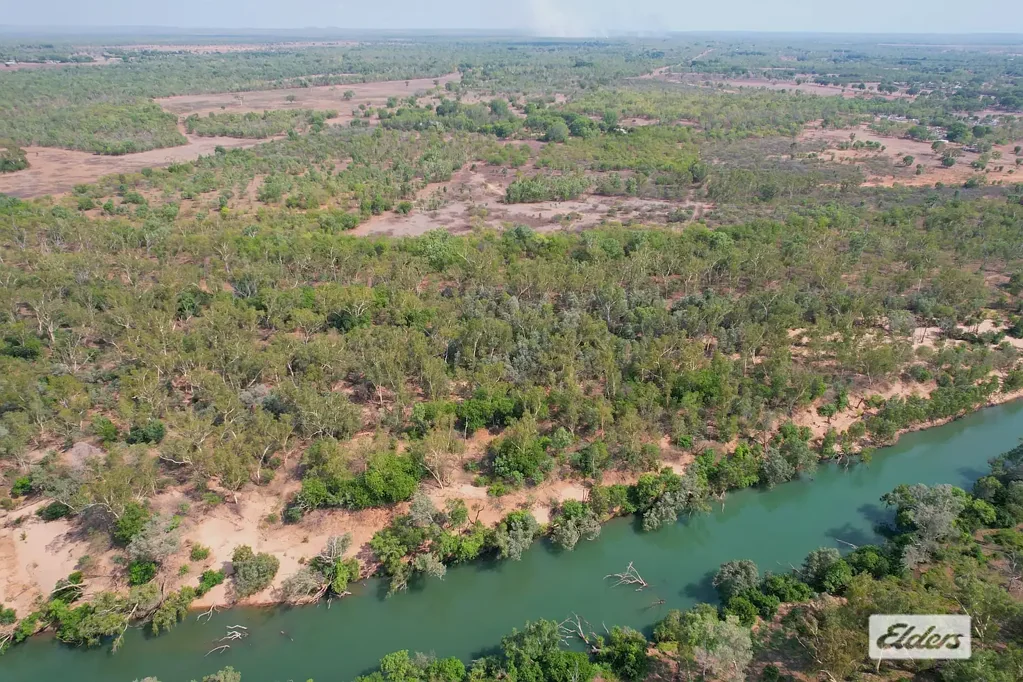 Katherine 3Kwarto Battle axe bush retreat - A riverside gem that's high n dry with a lot to offer.