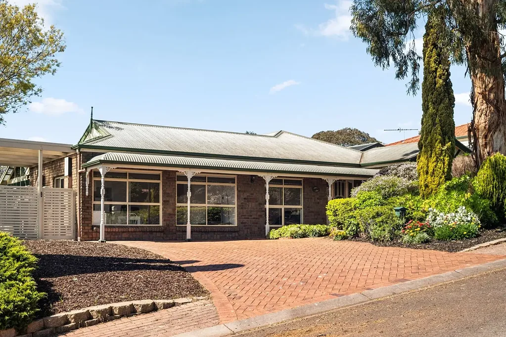 Flagstaff Hill 5Zimmer Stylish & Spacious Living with a Self-Contained Retreat.