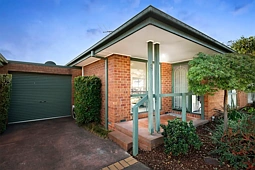 2/17 Karingal Street, Croydon North