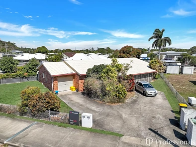Bowen 4Habitaciones DUPLEX, BRICK AT BEACH - PERFECT INVESTMENT
