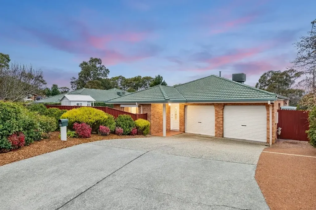 32 Keys Crescent, Wanniassa, ACT 2903